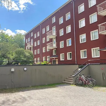 Huoneisto Kaski, Three-room In A Prime Location, Free Parking *