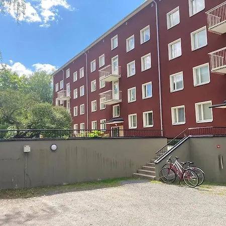 Apartment Kaski, Three-room In A Prime Location, Free Parking *
