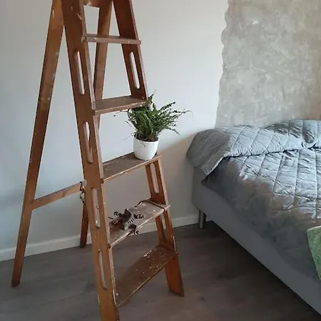 Kaski, Three-room In A Prime Location, Free Parking Apartment *