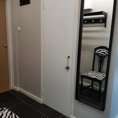 Kaski, Three-room In A Prime Location, Free Parking *