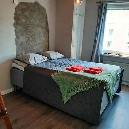 Kaski, Three-room In A Prime Location, Free Parking *