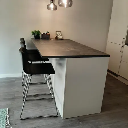 Kaski, Three-room In A Prime Location, Free Parking *