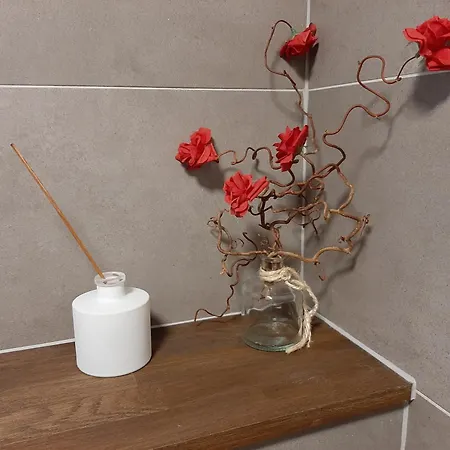 Kaski, Three-room In A Prime Location, Free Parking Huoneisto *
