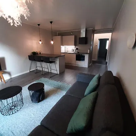 Kaski, Three-room In A Prime Location, Free Parking *