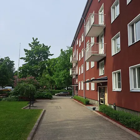Kaski, Three-room In A Prime Location, Free Parking *